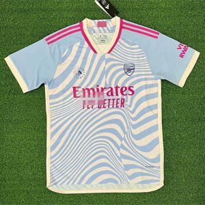 camiseta-arsenal-azul-rosa-2023-2024-002-800×800-1.jpg